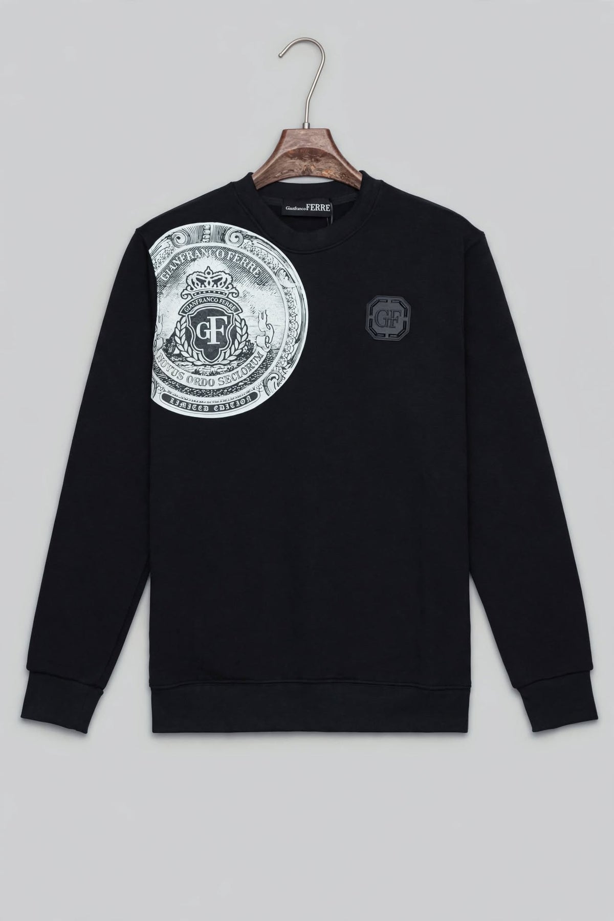 GIANFRANCO FERRE CREWNECK \ 2507
